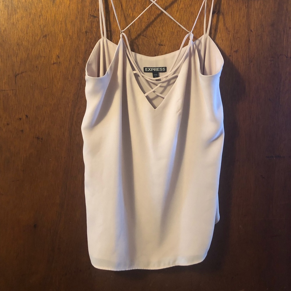 Strappy front tank
